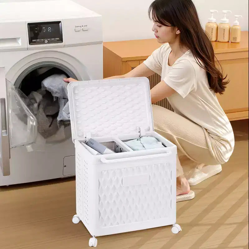 Cesto portabiancheria con ruote e coperchio, cesto portabiancheria in plastica con manico, cesto portabiancheria su ruote per lavanderia o bagno, bianco