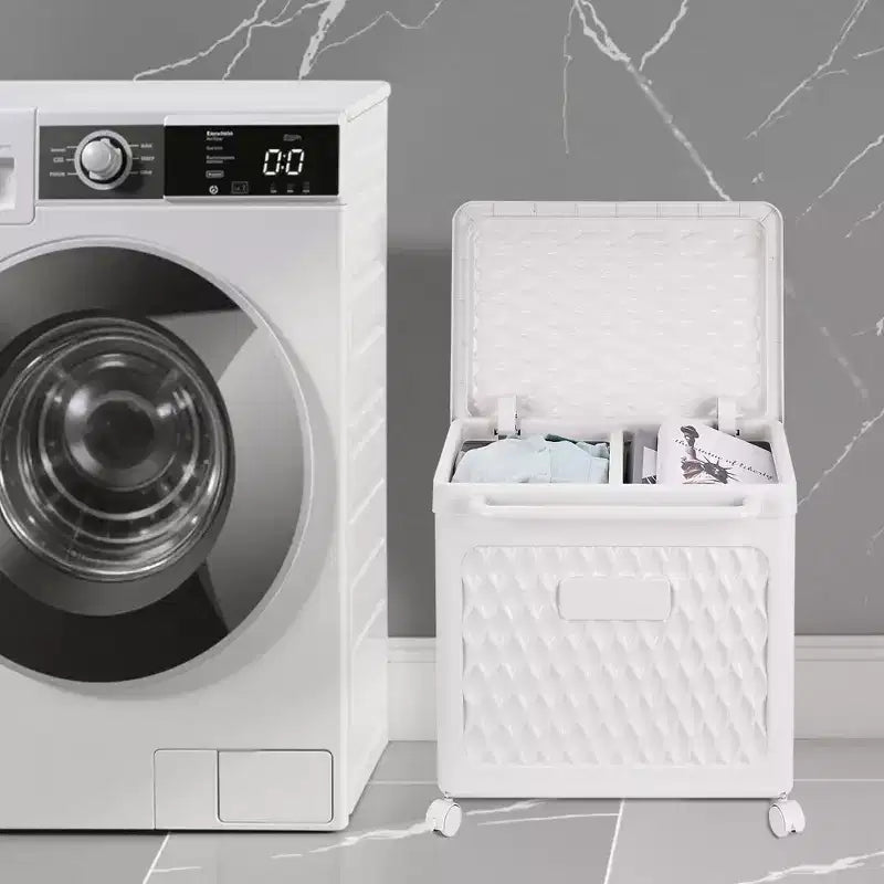 Cesto portabiancheria con ruote e coperchio, cesto portabiancheria in plastica con manico, cesto portabiancheria su ruote per lavanderia o bagno, bianco